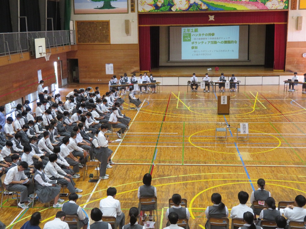 生徒総会で行った討論会