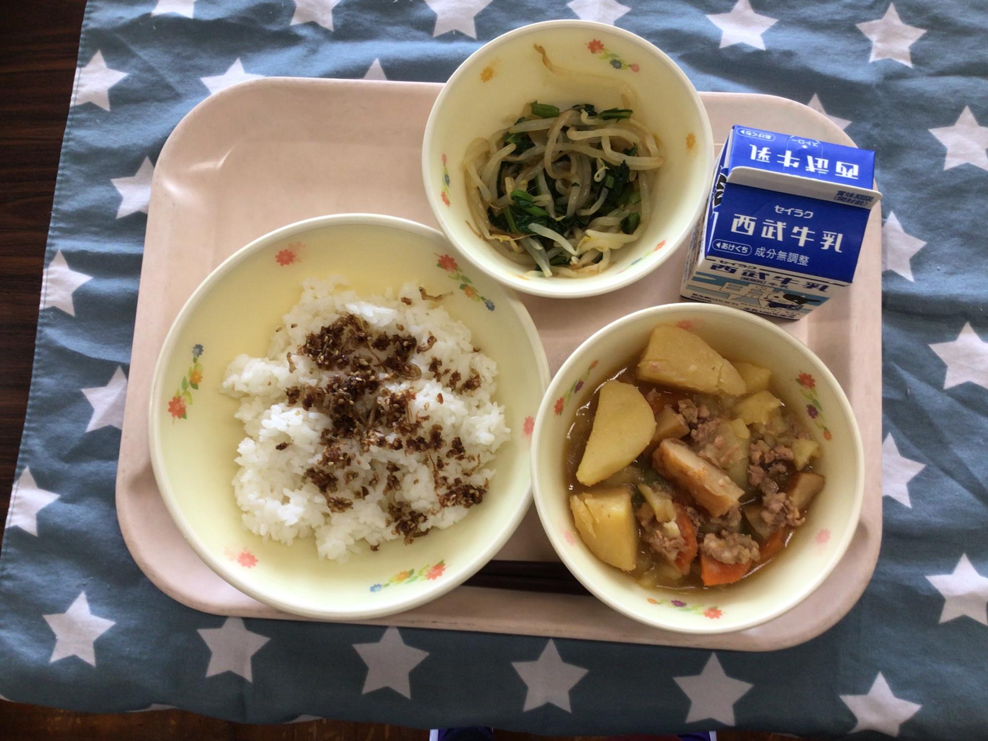 給食