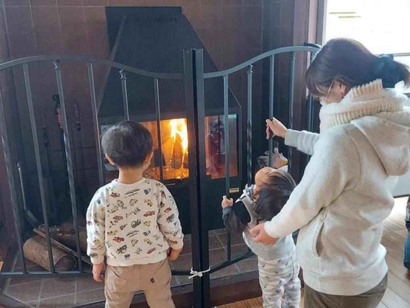 子育て支援センターあんの暖炉
