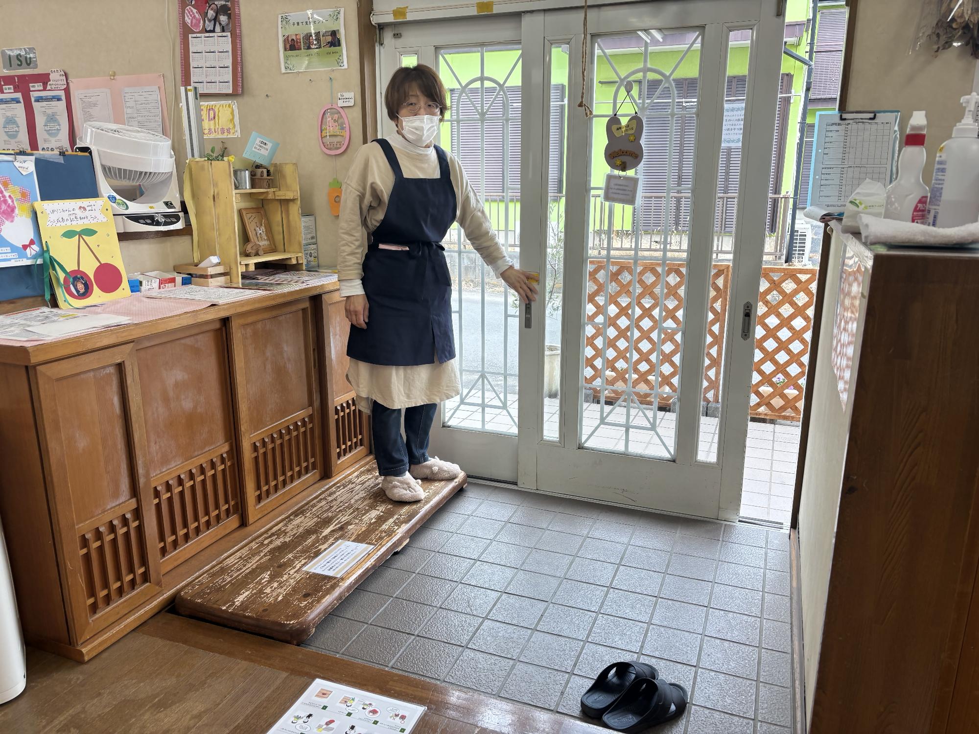 ChaCha Iruma 子育て支援センターの玄関