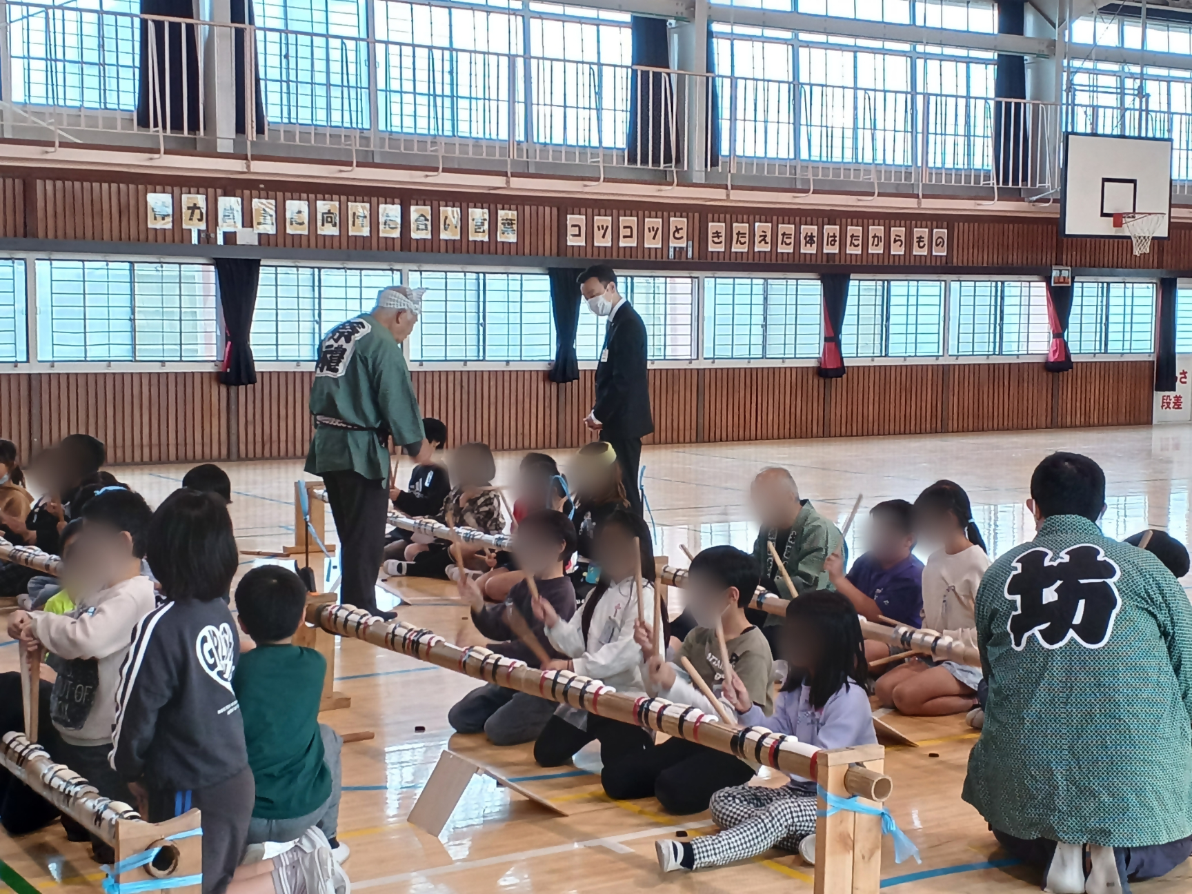 20251118 市長学校訪問（宮寺小学校）