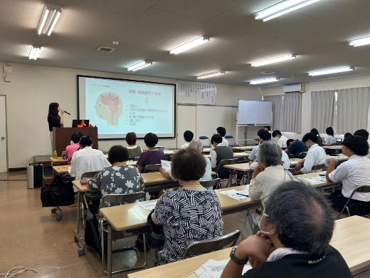 日々輝学園高等学校での認知症サポーター養成講座の様子1