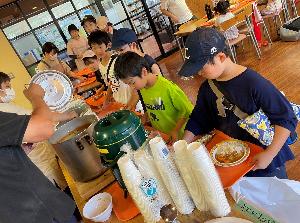 過去のフェスティバルの様子（むささび食堂）